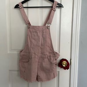 Overall shorts